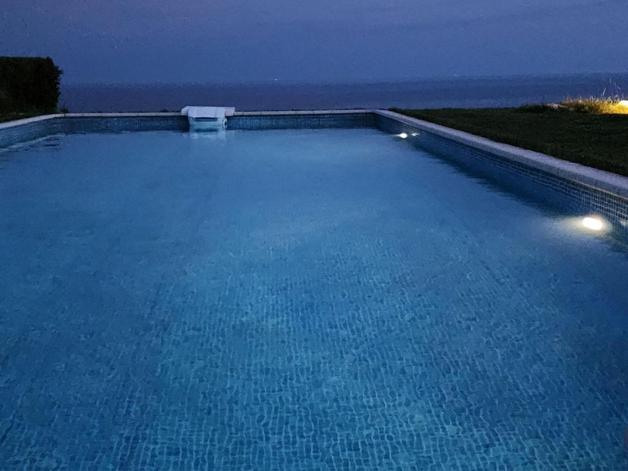 Private Villa 102 in BlackSeaRama Balchik Esterno foto